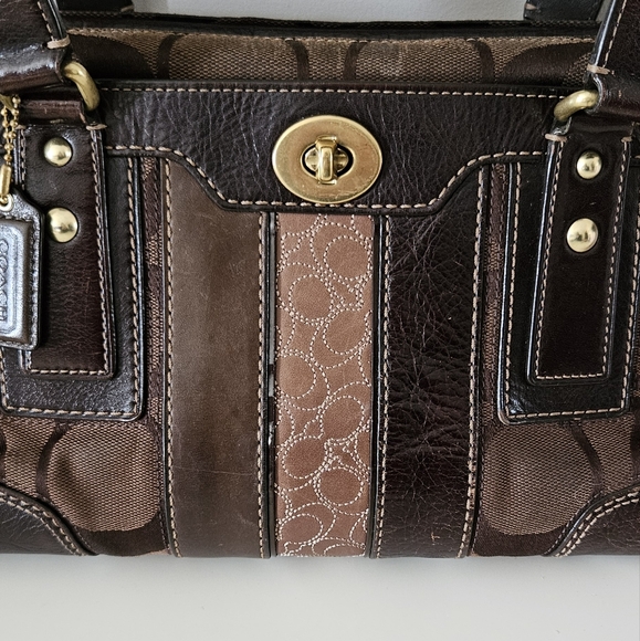 Coach Hampton Handbag - Picture 4 of 15